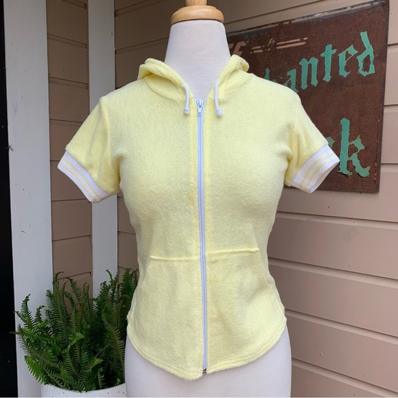 ✨Vintage Terrycloth Top - Picture 1 of 4